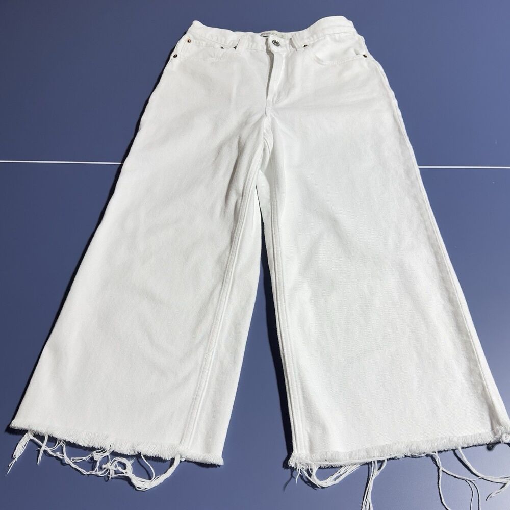 Abercrombie & Fitch The Crop Wide Leg High Rise Jeans Size 26 / 2 Short White